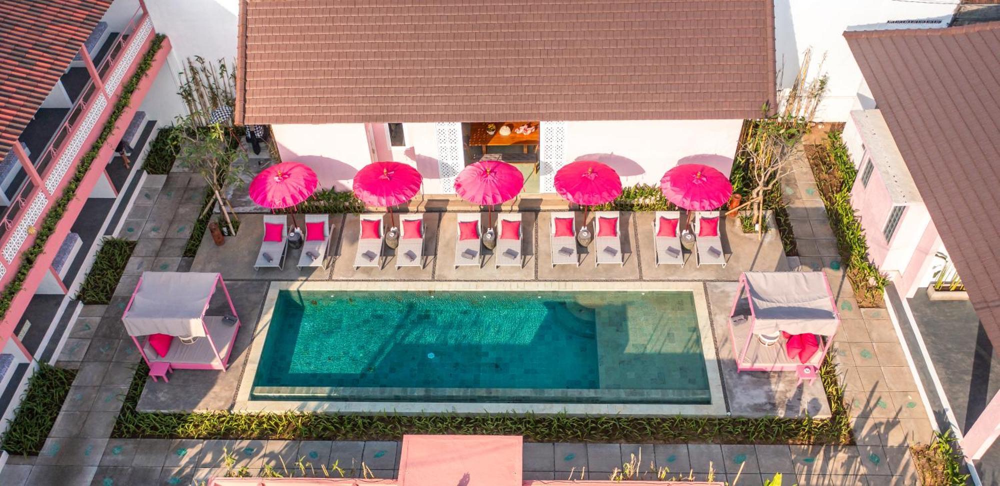 Pinkprivate Balangan - For Cool Adults Only Bed & Breakfast Jimbaran  Exterior photo