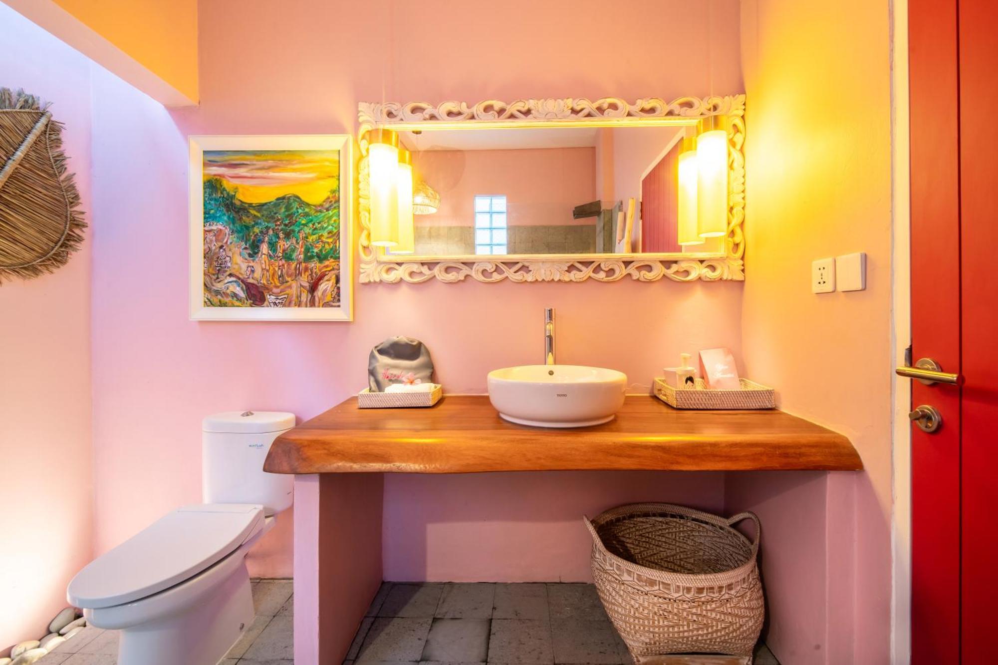 Pinkprivate Balangan - For Cool Adults Only Bed & Breakfast Jimbaran  Exterior photo