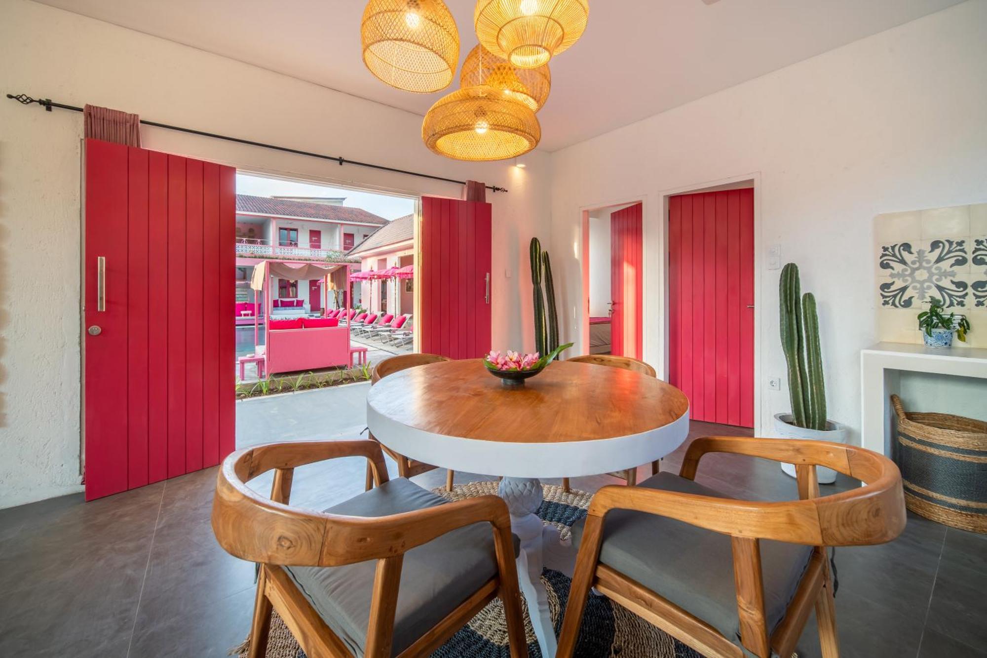 Pinkprivate Balangan - For Cool Adults Only Bed & Breakfast Jimbaran  Exterior photo