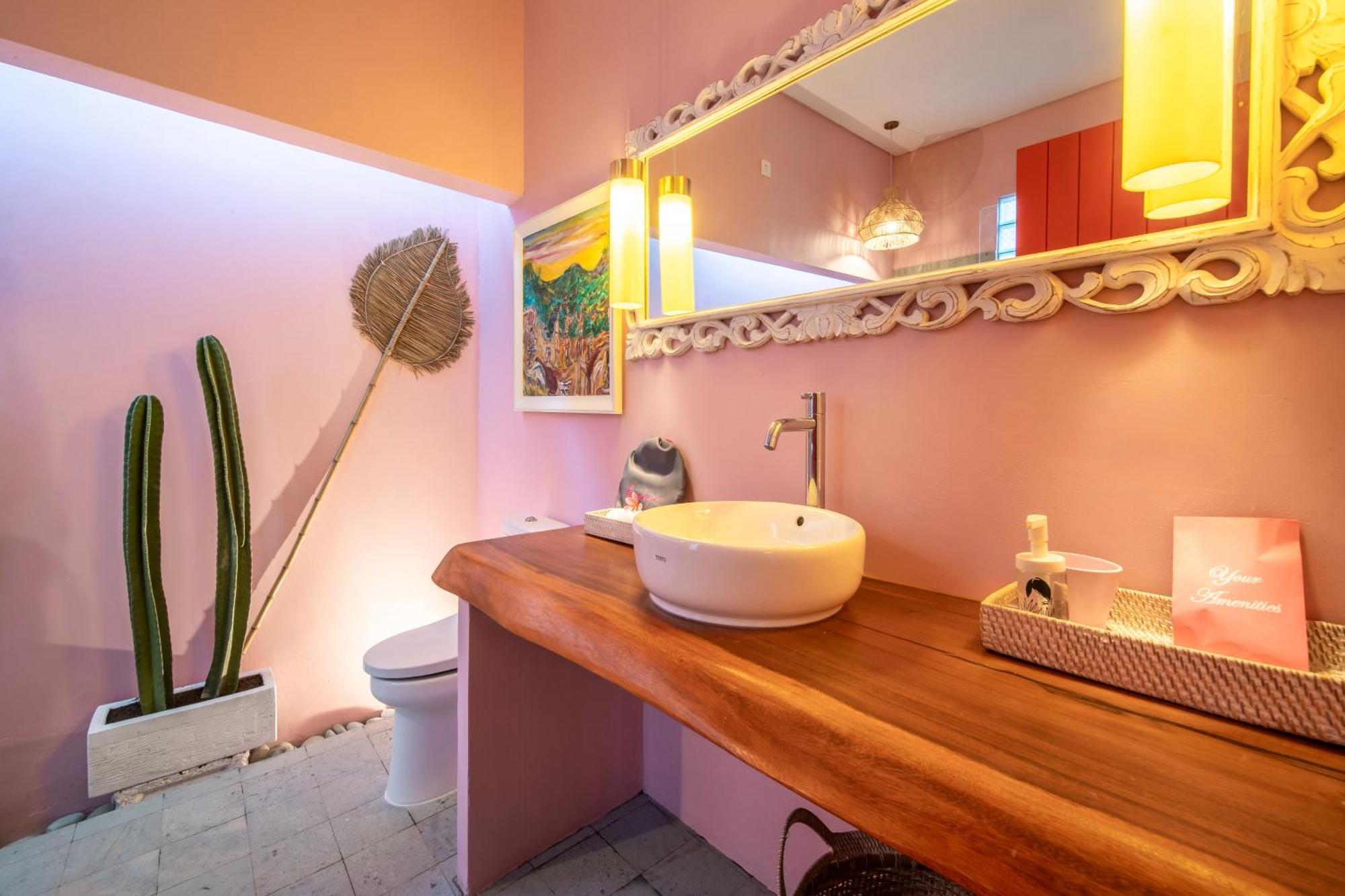 Pinkprivate Balangan - For Cool Adults Only Bed & Breakfast Jimbaran  Exterior photo