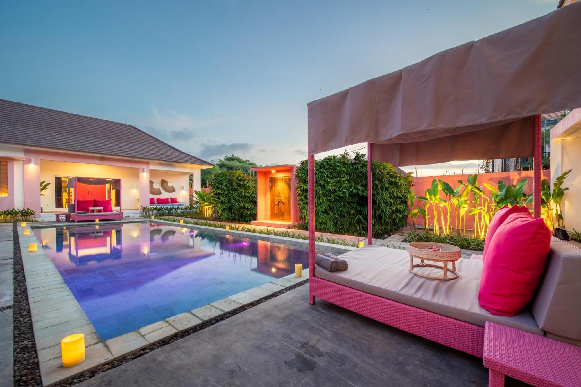 Pinkprivate Balangan - For Cool Adults Only Bed & Breakfast Jimbaran  Exterior photo